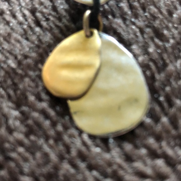 Boho mixed shiny metals/leather drop earrings - Picture 2 of 5